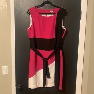 Beautiful Color Block Dress, Size 16, Excellent Condition, Smoke/Pet Free Home